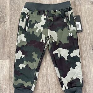 NWT Hurley 2T camo pants